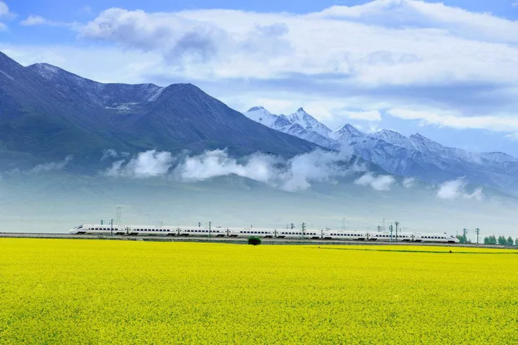 Lanzhou-Xinjiang Railway